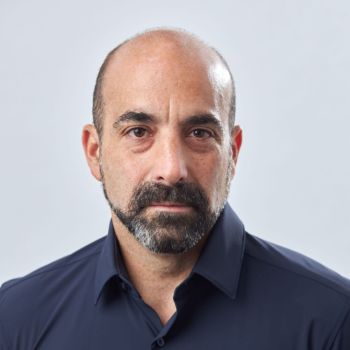 Dr. Itay Serugo