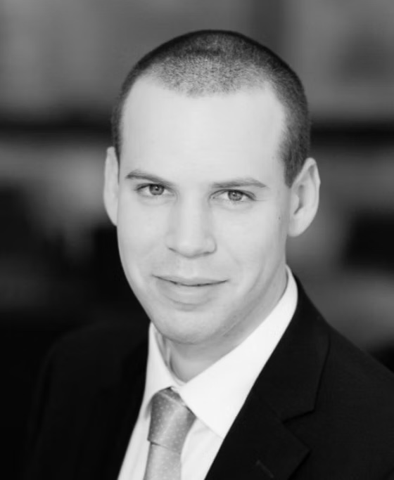 Adv. Yoav Kremer